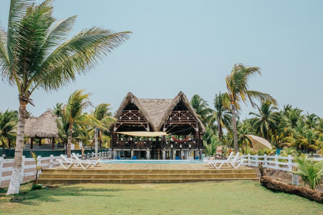 Los Olivos La Playa Hotel Y Restaurante Escuintla Exterior photo